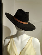 Стейси Блэк Хэт