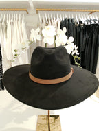 Стейси Блэк Хэт