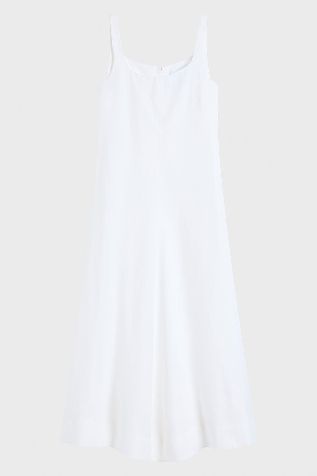 https://cdn.shopify.com/s/files/1/1919/0761/files/BONDI_BORN_Delphi_Flared_Maxi_Dress_White_ce5e3c4b-89c7-40db-9957-a9d5d7a8fd05.jpg?v=1748319654