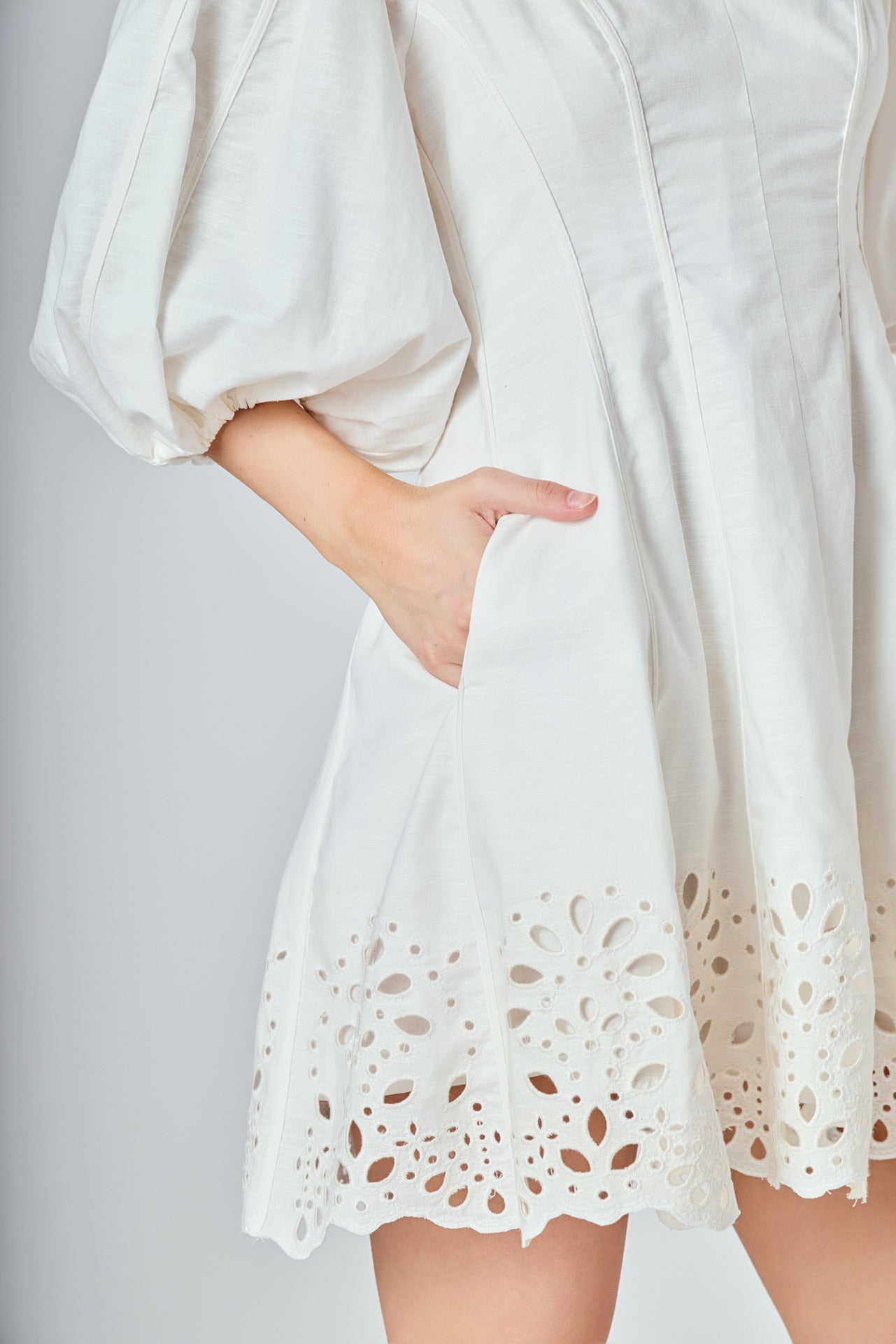 Embroidered Half Sleeve Mini Dress White Cotton Linen Scallop V-Neck