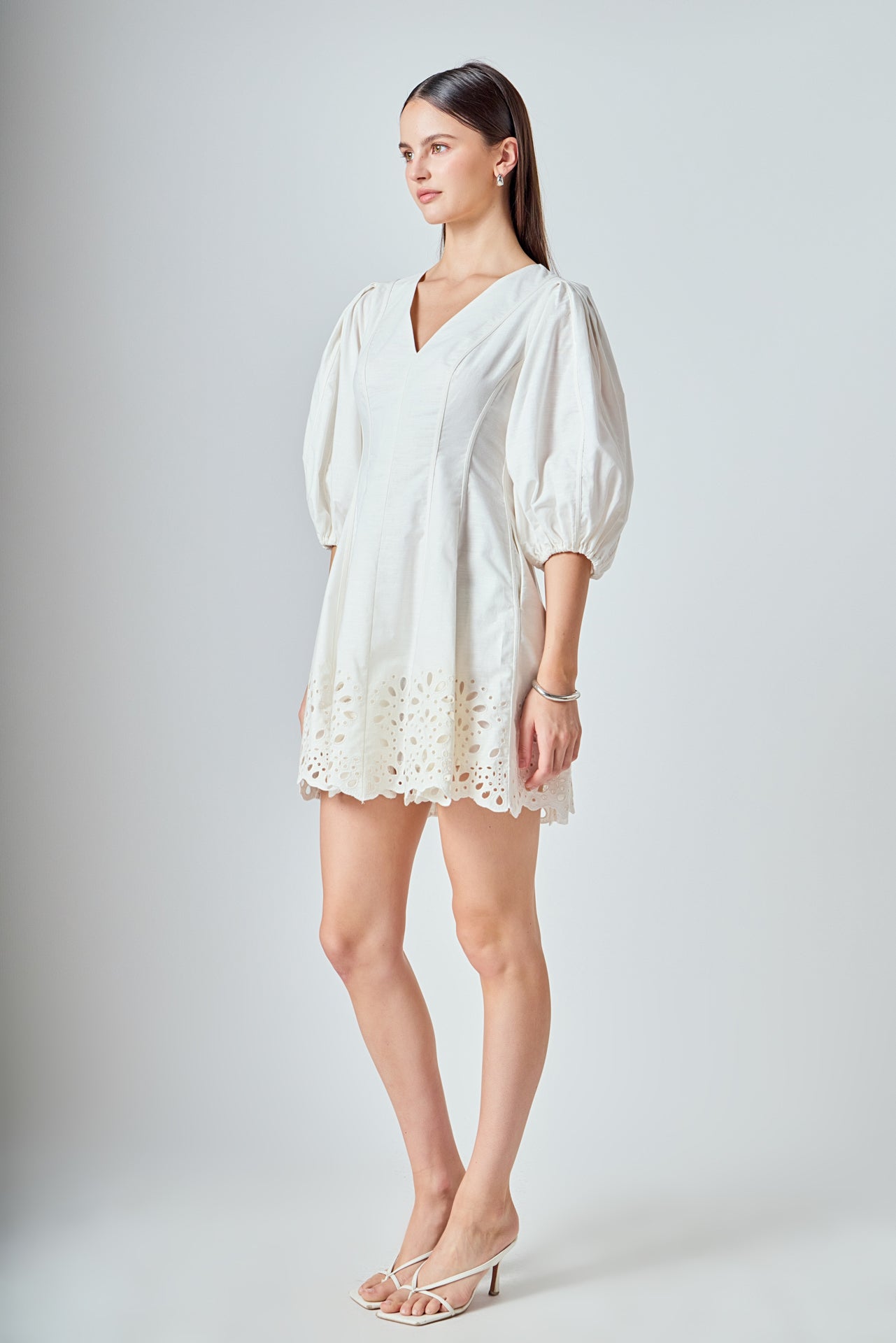 Embroidered Half Sleeve Mini Dress White Cotton Linen Scallop V-Neck
