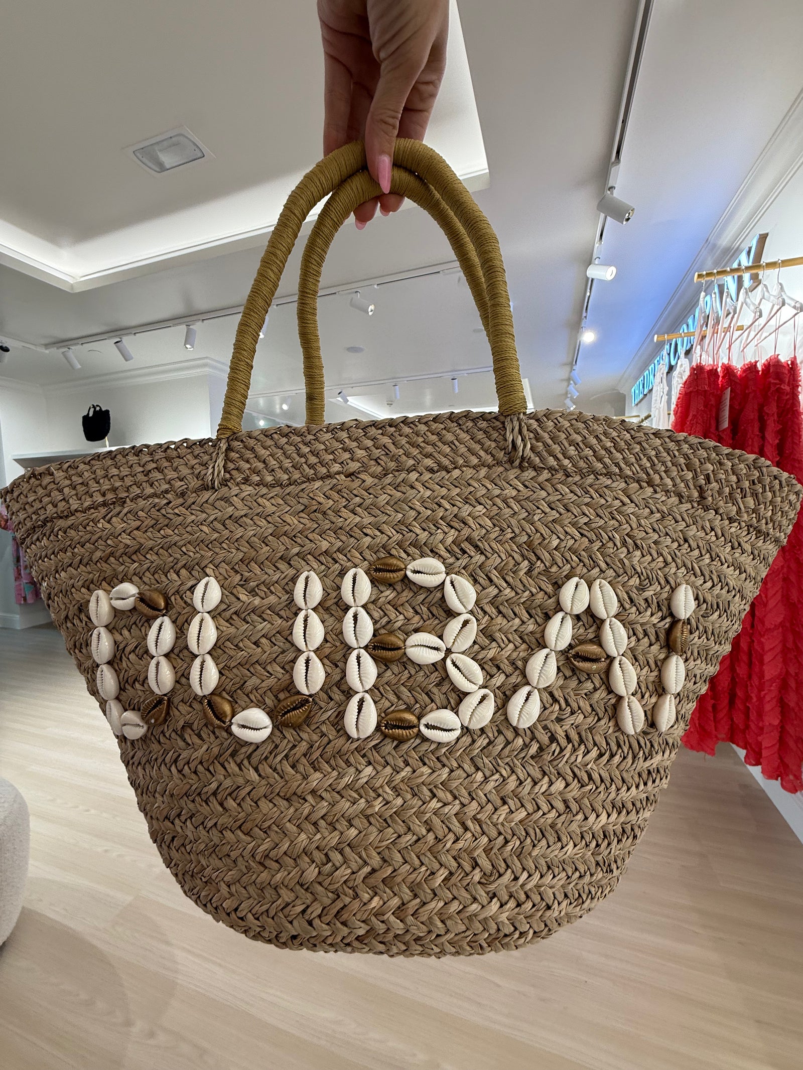 Dubai Shell Tote by OhSun