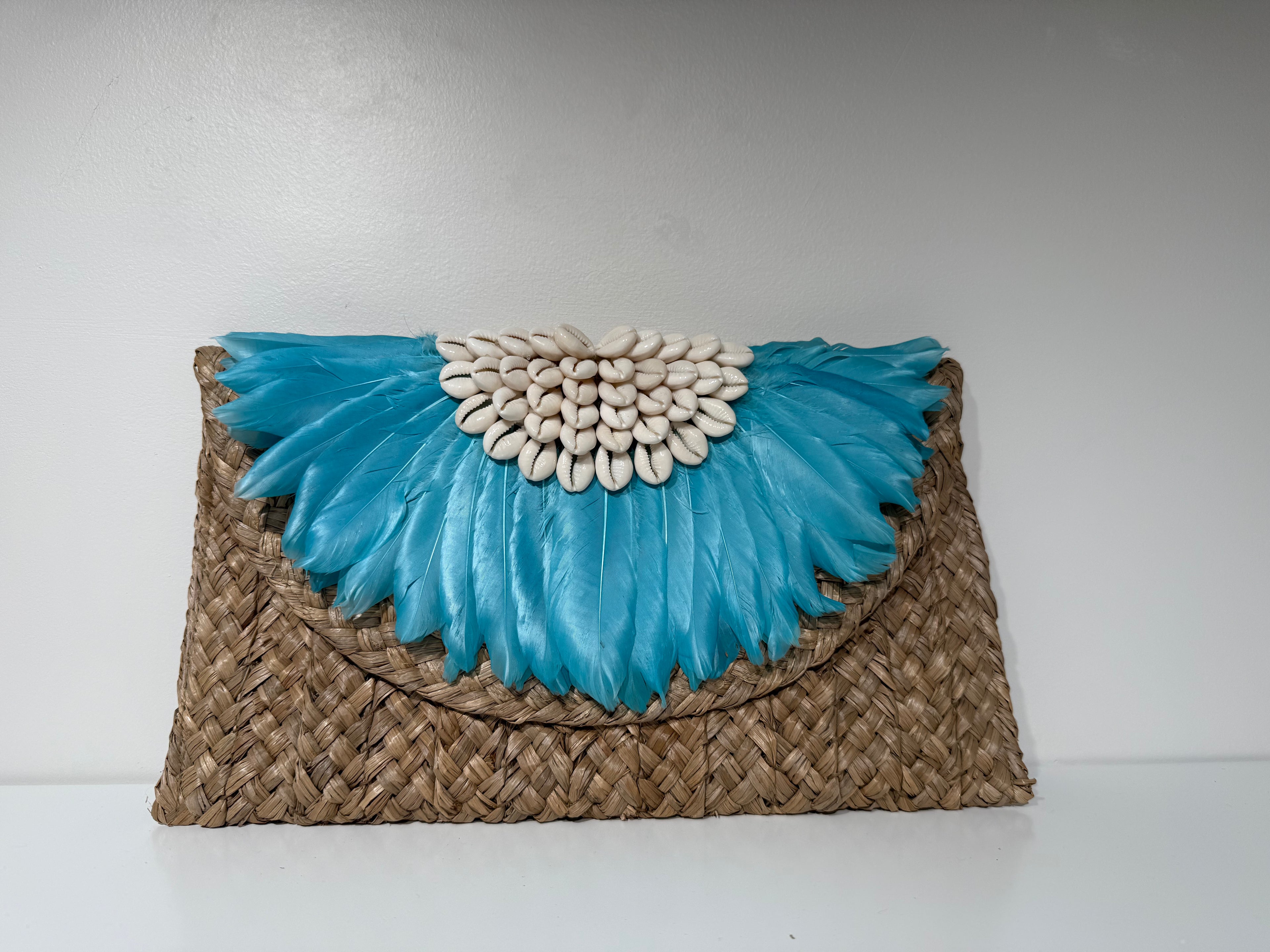 FAYE BLUE Feather & Cowrie Shell Clutch White Seagrass Handcrafted Bag