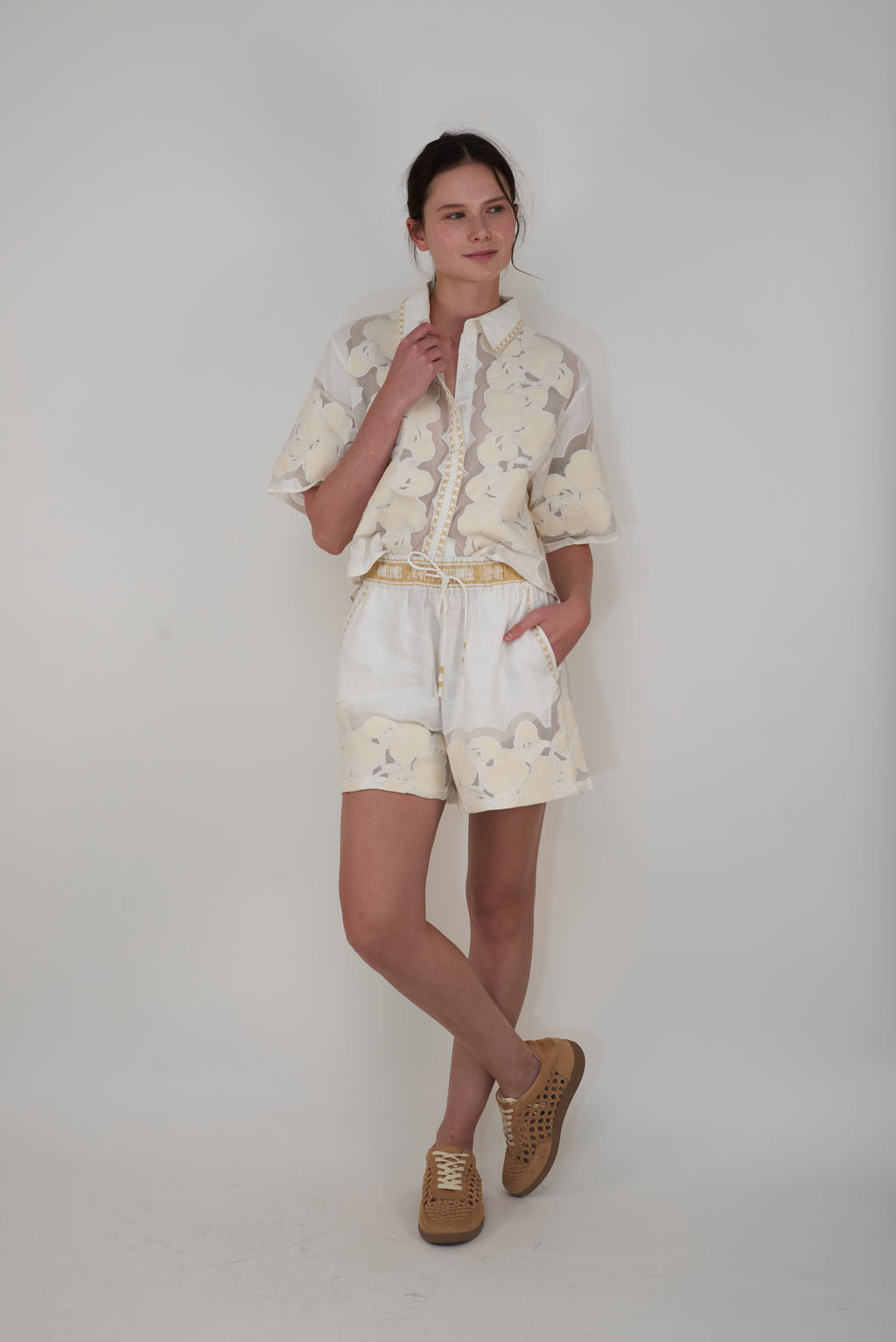 Las Surenas Wild Flower - SHORTS