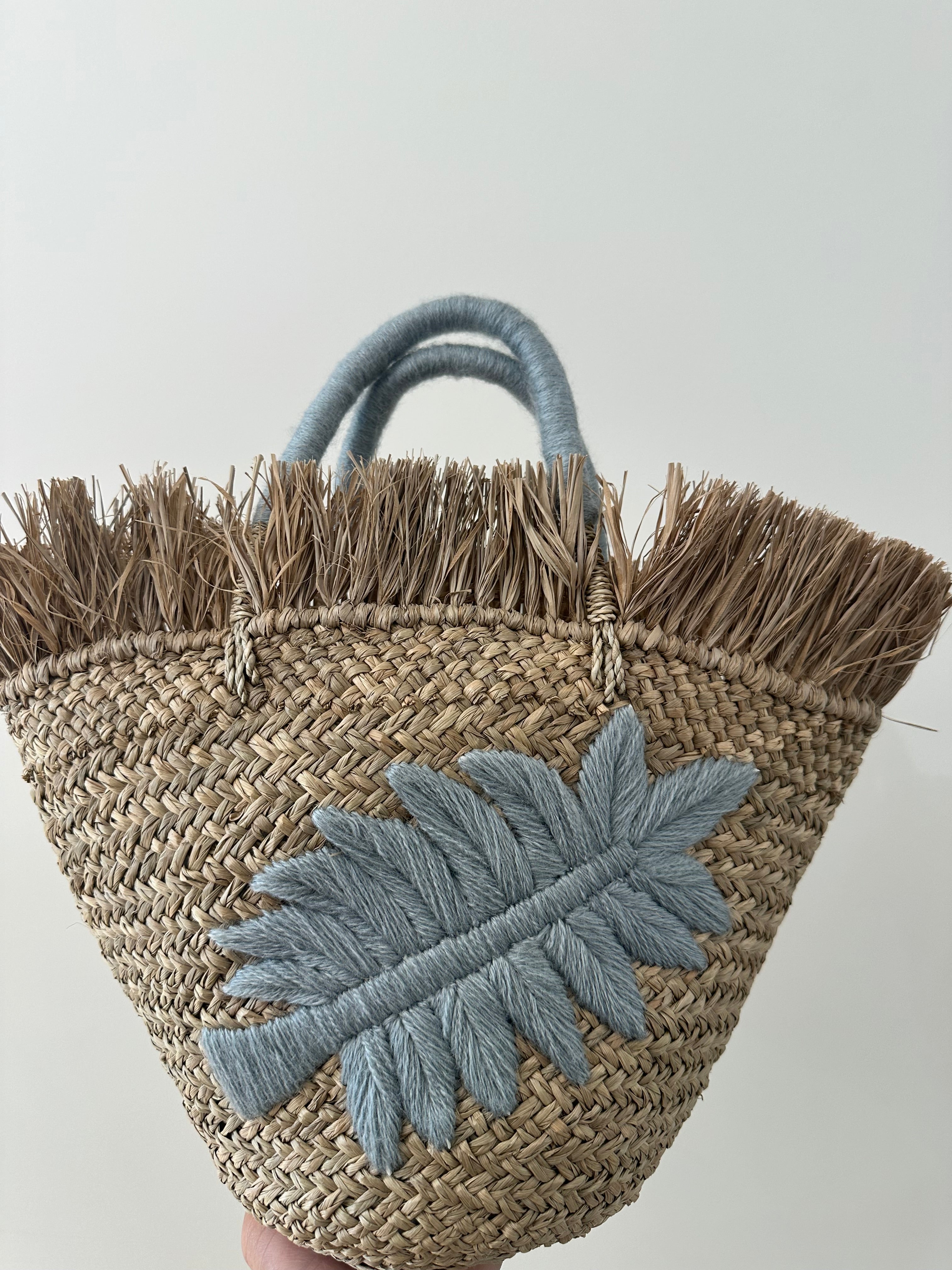 О САН-МИДОУ Сумка-тоут с небольшой бахромой