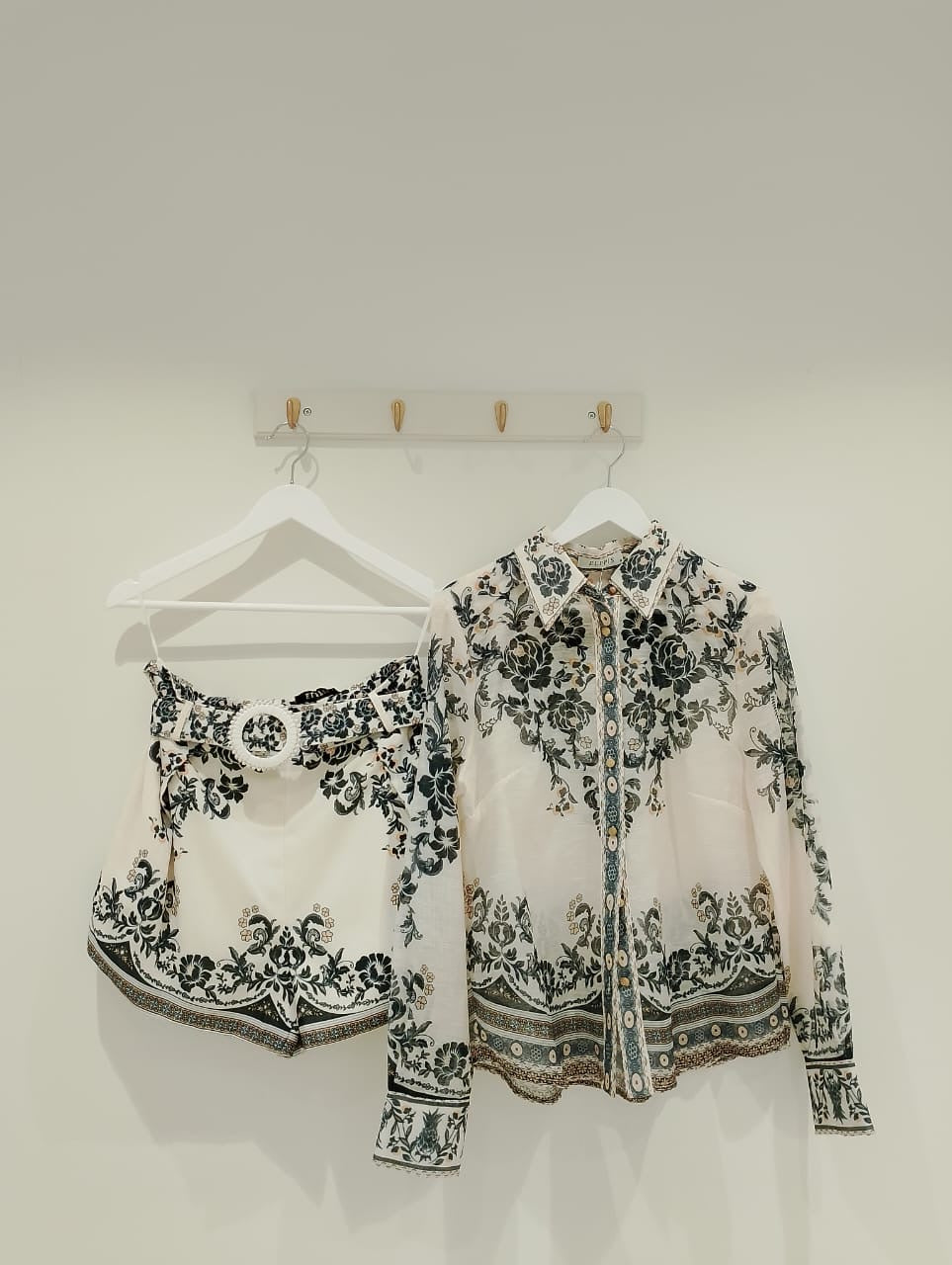 Elppis Black/Orange Printed Shorts