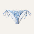 https://cdn.shopify.com/s/files/1/0853/1227/4697/files/k-a-m-p-o-s-classic-slip-coral-blue-685336.jpg?v=1741948380