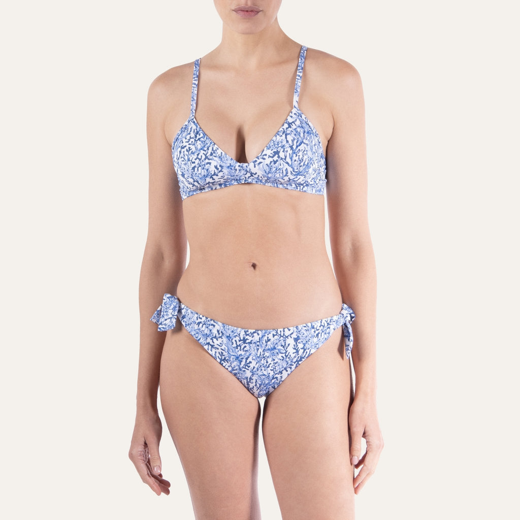 https://cdn.shopify.com/s/files/1/0853/1227/4697/files/k-a-m-p-o-s-full-cup-top-coral-blue-861473.jpg?v=1741947041