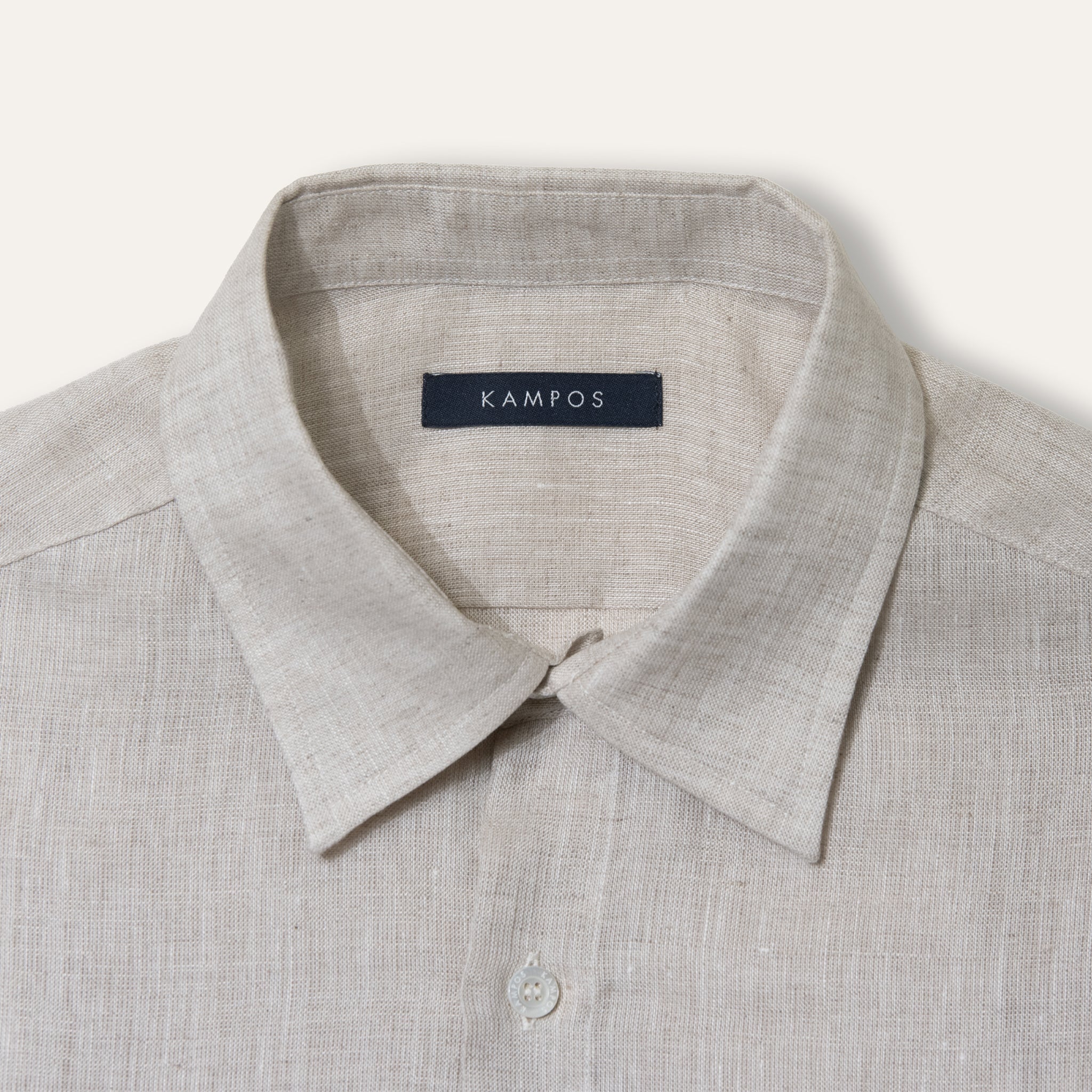 https://cdn.shopify.com/s/files/1/0853/1227/4697/files/kampos-classic-linen-shirt-sand-952629_a83755ca-88e7-4a78-92bf-b45fdbde0e3a.jpg?v=1741949056