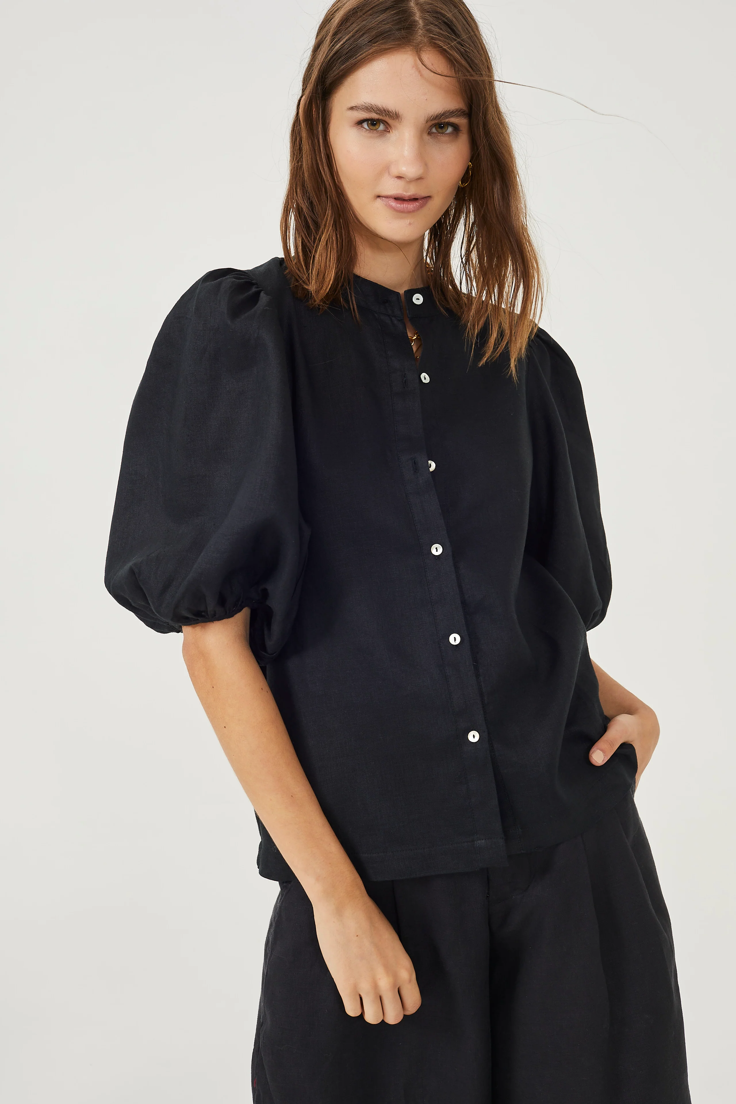 Bubble Linen Shirt Black - 100% Organic Prewashed Linen Puff Sleeve
